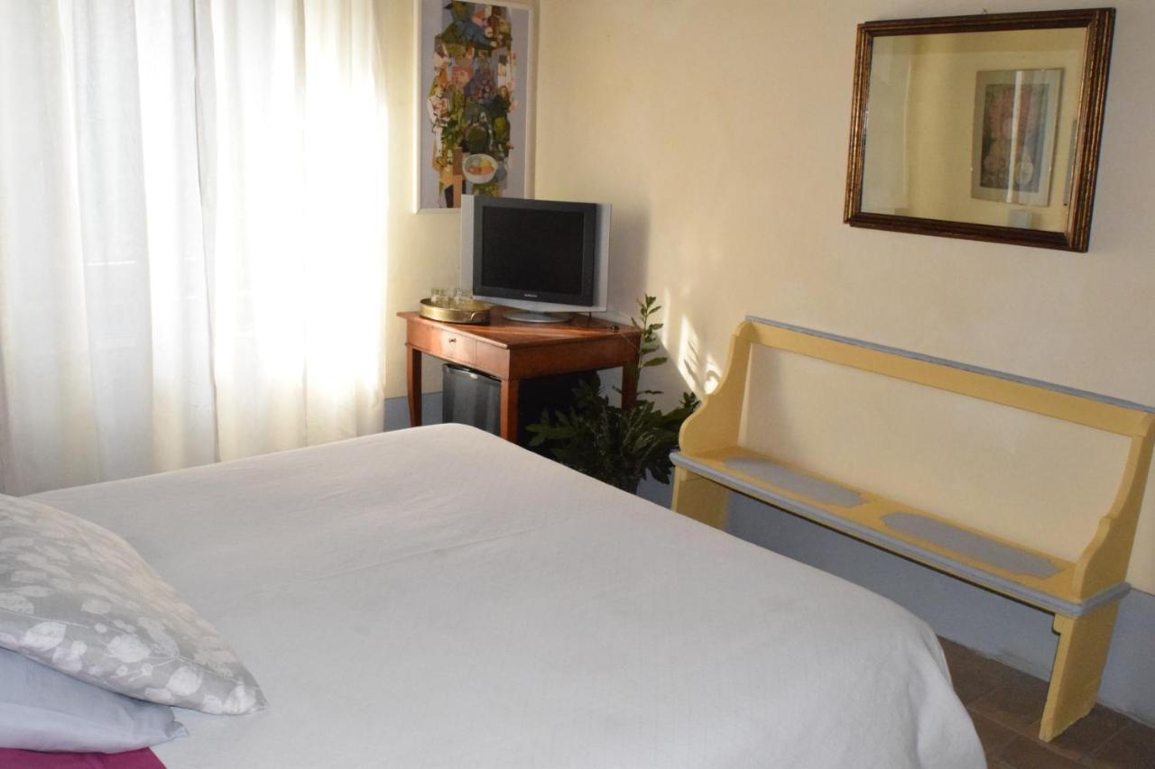 La Locanda Del Vino Nobile B&B Montepulciano Stazione Eksteriør billede